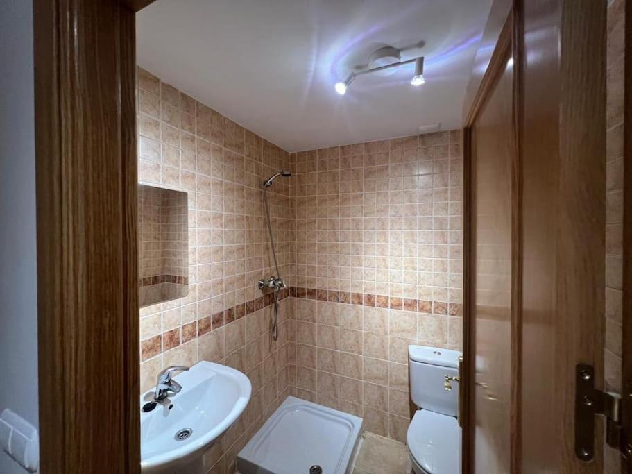 Estupendo Piso Con Mar Y Montana Apartamento
